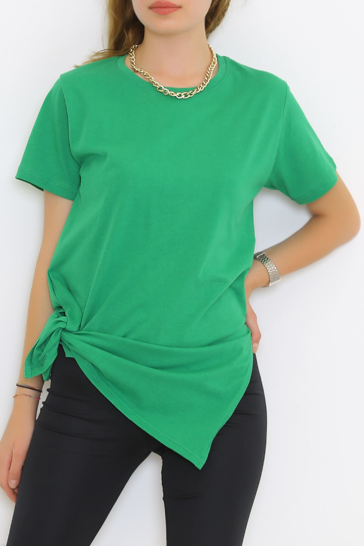 Yeşil Yırtmaçlı Tişört 